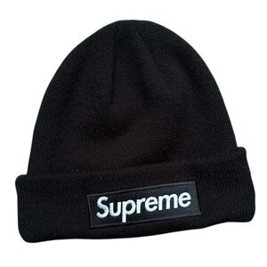 Black Suprem Box Logo Beanie